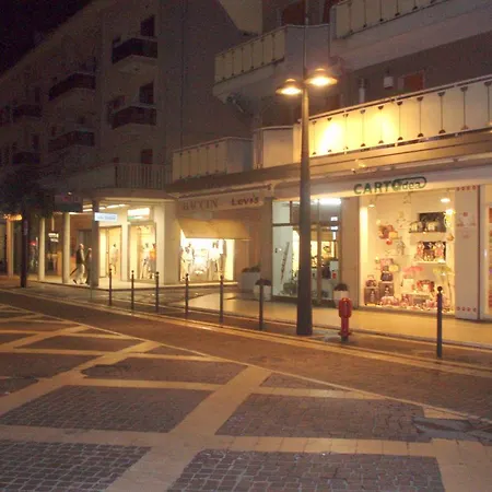 Vicino Al Mare Vicino A Venezia * Lido di Jesolo